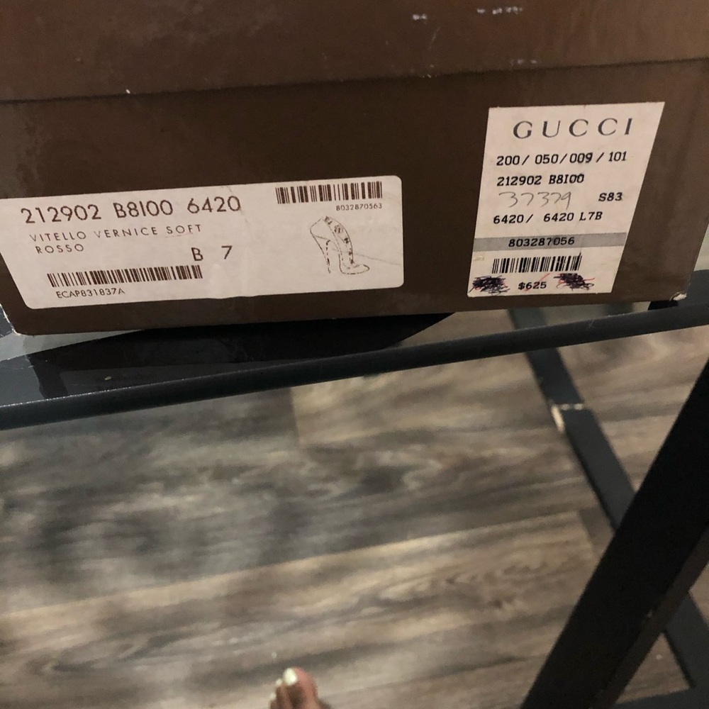 Gucci pumps heels 👠